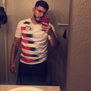 Meet your Posher, Joshua